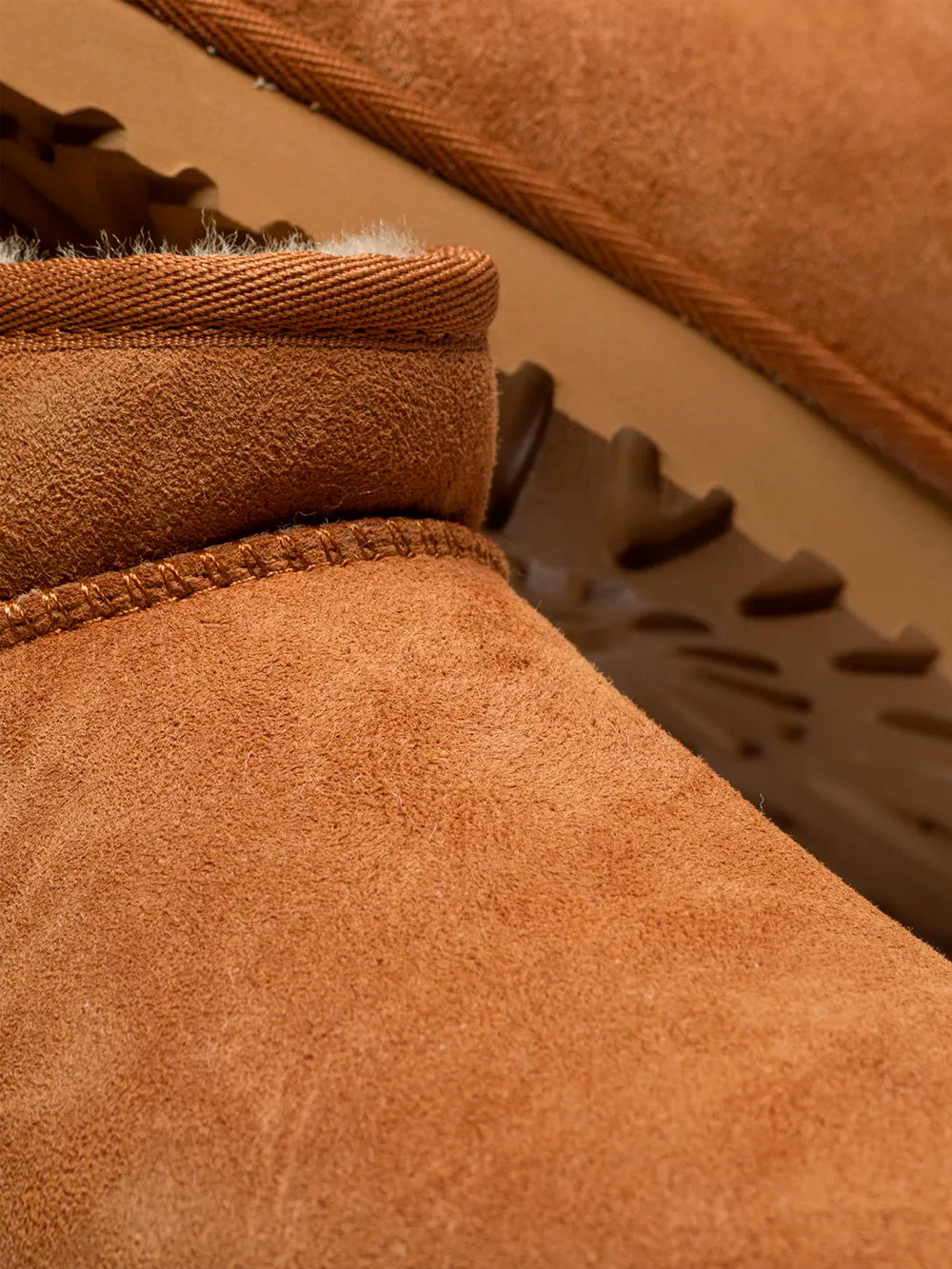 UGG W Classic Ultra Mini 'Chestnut' Marrone Urbanstaroma