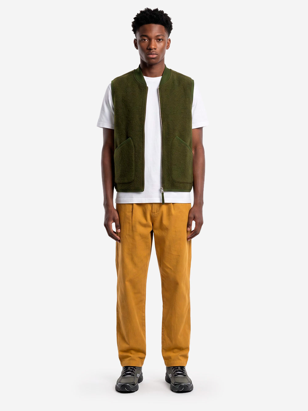UNIVERSAL WORKS Gilet oliva in fleece di lana con zip Verde Oliva Urbanstaroma