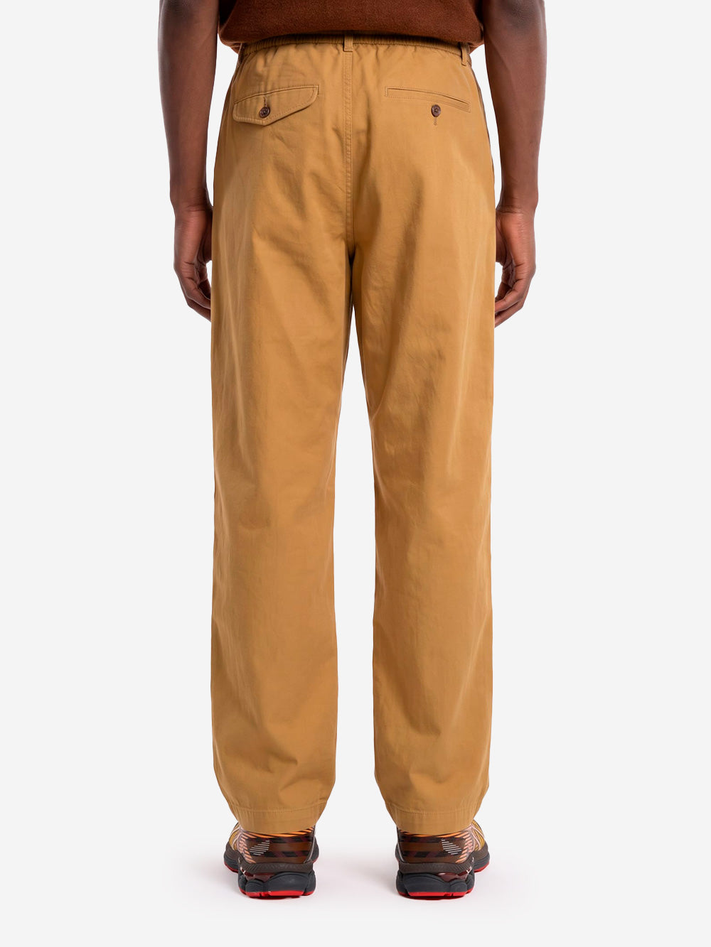 UNIVERSAL WORKS Pantaloni Brushed Moleskin Pleated Track Pant beige Sabbia Urbanstaroma