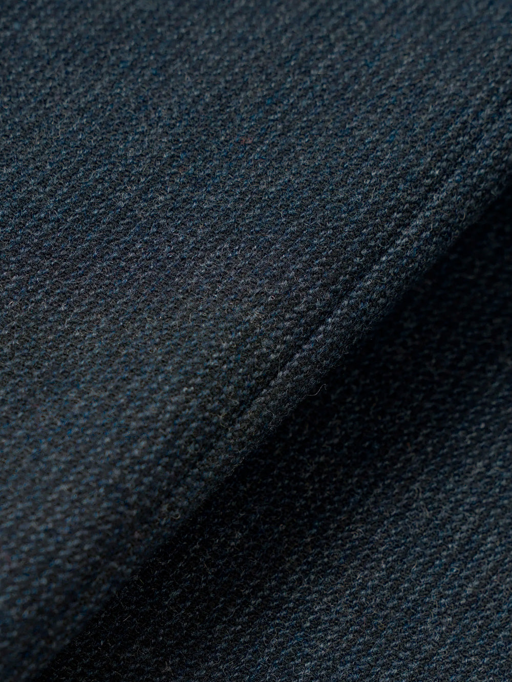 UNIVERSAL WORKS Overshirt 'Travail' in misto lana navy Blu scuro Urbanstaroma