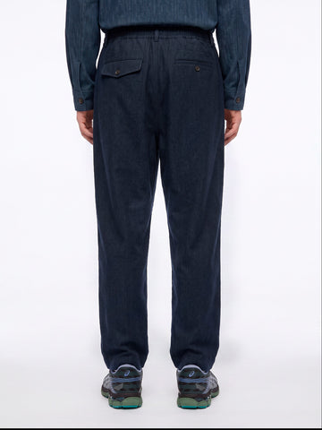 UNIVERSAL WORKS Pantaloni Wool Herringbone Pleated navy Blu scuro