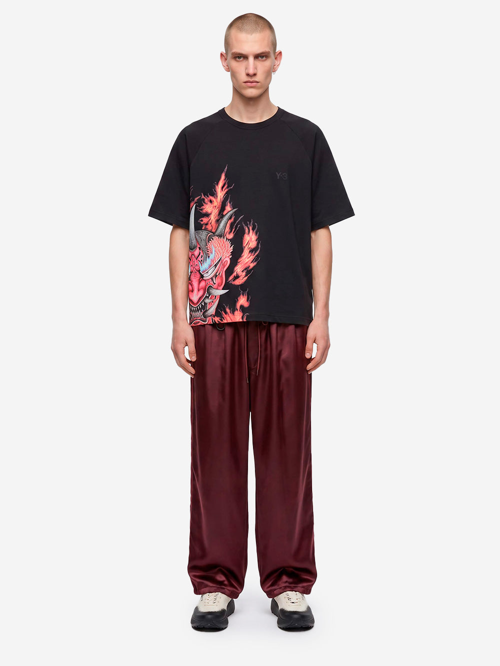 Y-3 T-Shirt nera con grafica oni-mask Nero Urbanstaroma