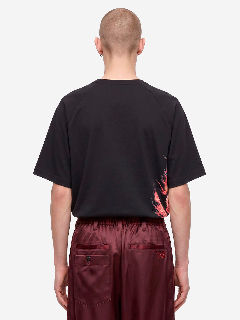 Y-3 T-Shirt nera con grafica oni-mask Nero Urbanstaroma