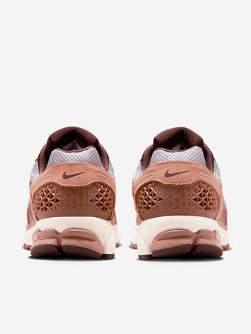 NIKE Zoom Vomero 5 'Dusted Clay'