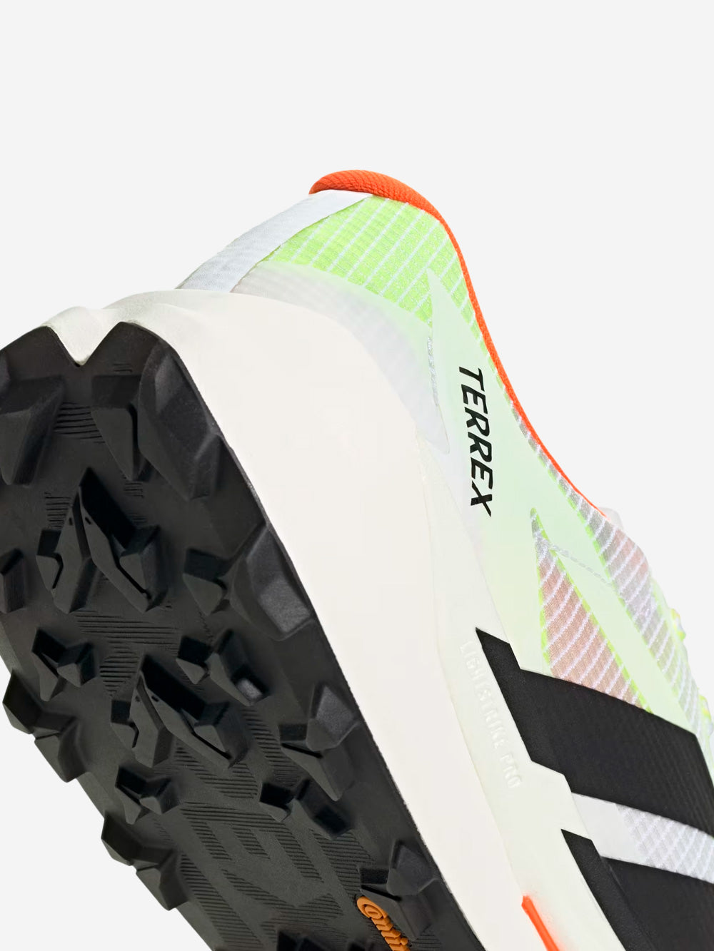 ADIDAS ORIGINALS Terrex Agravic TT trail running bianche e nere con 'Impact Orange' Bianco arancio Urbanstaroma