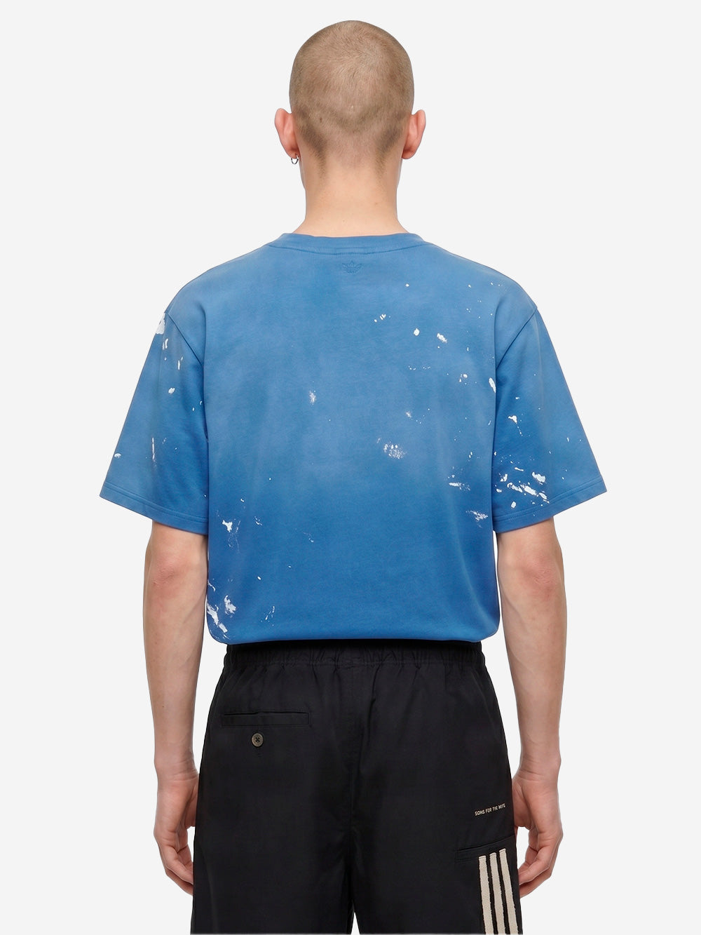 ADIDAS ORIGINALS T-shirt azzurra x Song for the Mute 007 blu Urbanstaroma