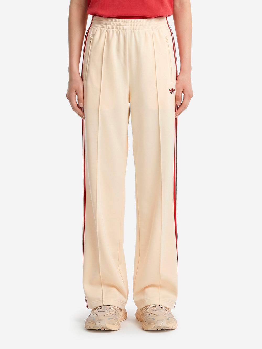 ADIDAS ORIGINALS Pantaloni loose Firebird vaniglia con stripes rosse Panna rossa Urbanstaroma