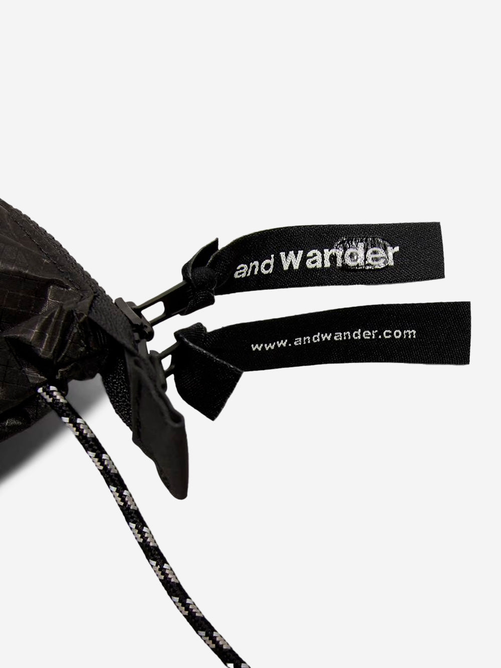 AND WANDER Borsa a tracolla 'Sil Sacocha' in nero (5l) Nero Urbanstaroma