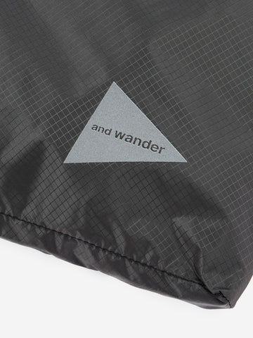 AND WANDER Borsa a tracolla 'Sil Sacocha' in grigio (5l) Grigio