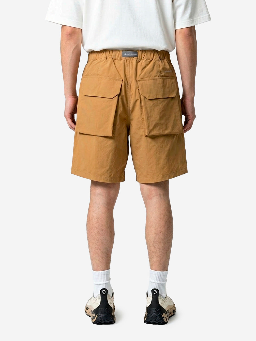 AND WANDER Shorts beige in twill tecnico con tasche utility Beige Urbanstaroma