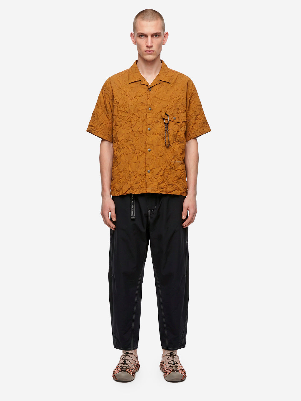 AND WANDER Camicia plissettata a manica corta Marrone Urbanstaroma