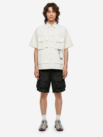 AND WANDER Camicia a manica corte multi pocket in bianco Bianco