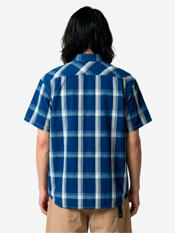 AND WANDER Camicia a manica corta con motivo a quadri indigo e tasche utility Blu