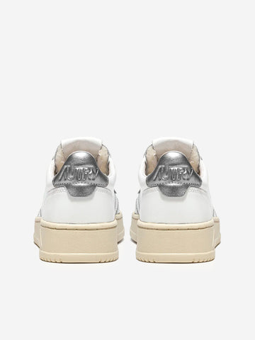 AUTRY W Medalist Low in pelle bianca e argento metallizzato Bianco argento