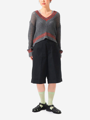 BEAMS BOY Shorts a gamba larga neri con pieghe frontali Nero