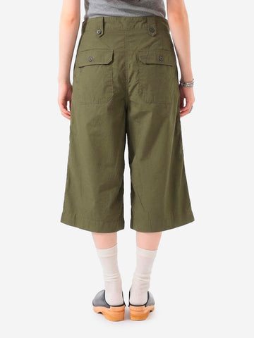 BEAMS BOY Shorts Military verdi con pinces sulle ginocchia e 6 tasche Verde