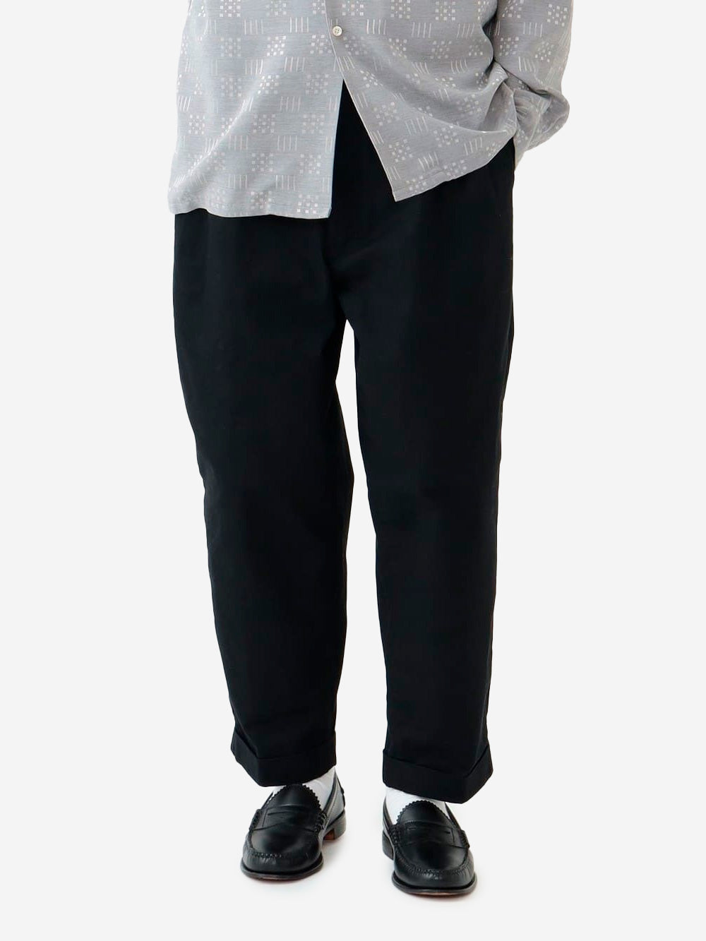 BEAMS PLUS Pantaloni tapered neri 2 pleats in twill Nero Urbanstaroma