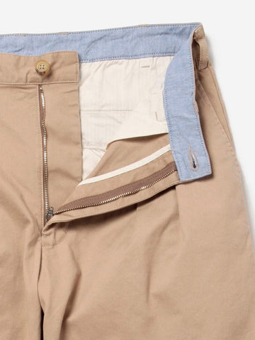 BEAMS PLUS Pantaloni tapered khaki 2 pleats in twill Marrone