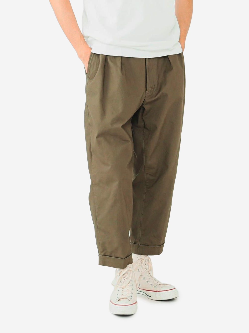 BEAMS PLUS Pantaloni tapered verdi 2 pleats in twill Oliva Urbanstaroma