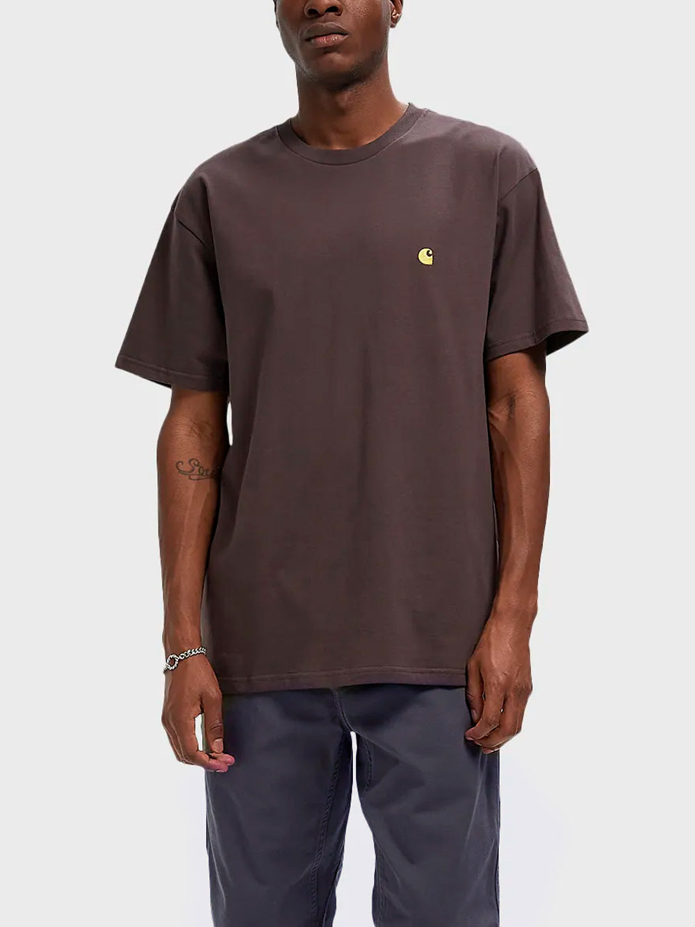 CARHARTT WIP T-shirt marrone S/S Chase Marrone scuro Urbanstaroma