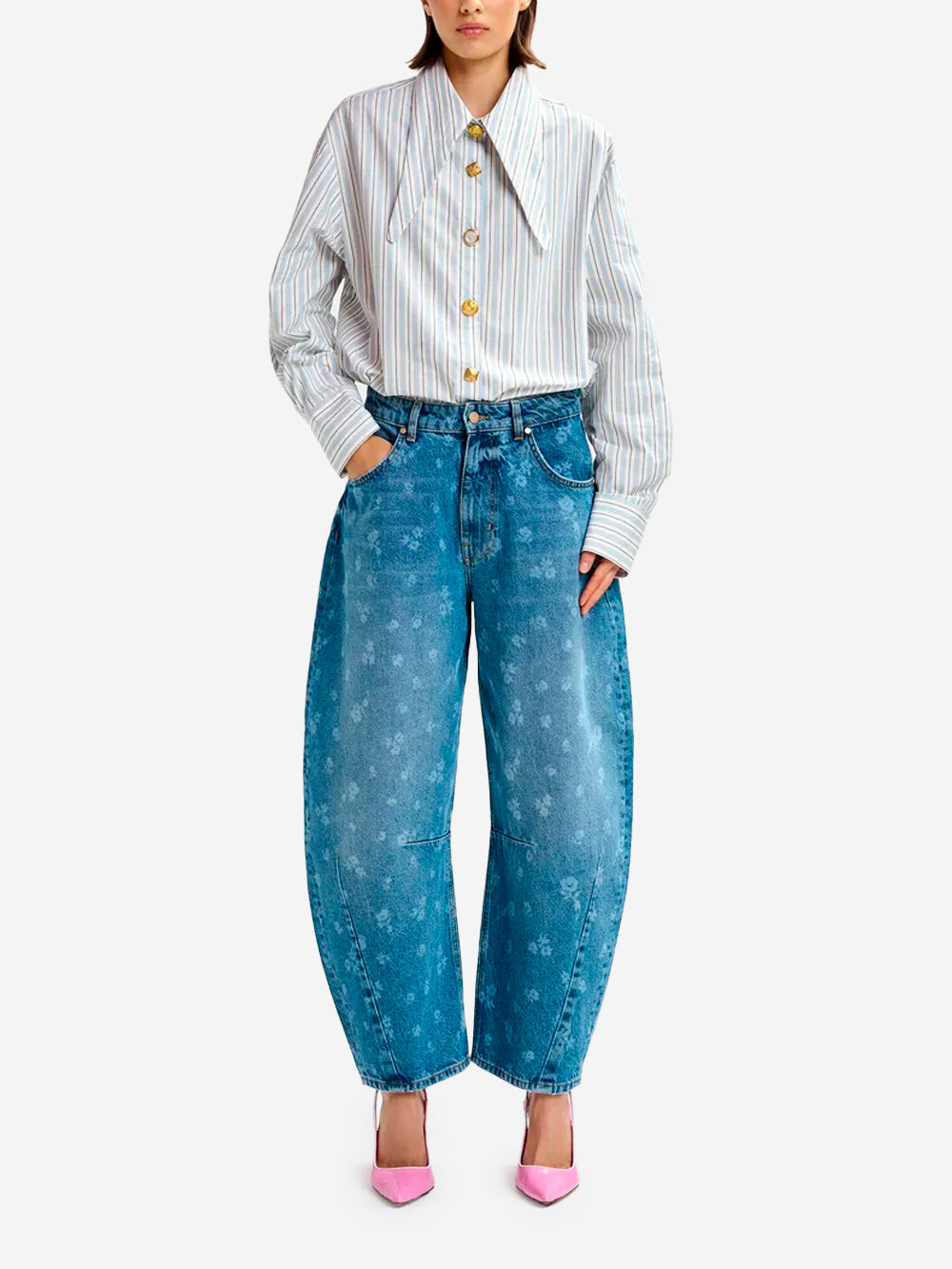 ESSENTIEL ANTWERP Jeans cropped con gamba a botte e stampa floreale blu Blu Urbanstaroma