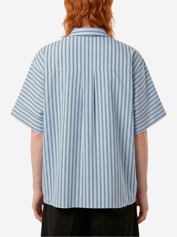 ESSENTIEL ANTWERP Camicia oversize celeste con ricami floreali applicati e perline Celeste
