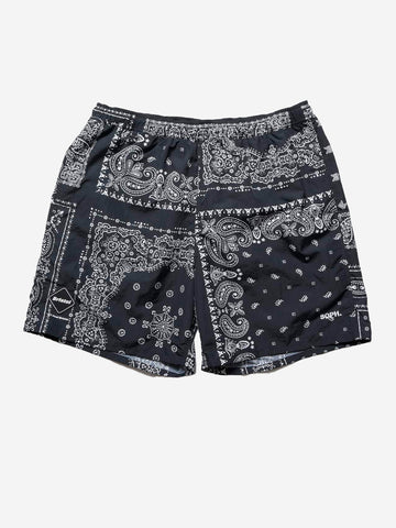 F.C. REAL BRISTOL Shorts neri in nylon con stampa bandana Nero