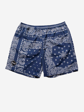 F.C. REAL BRISTOL Shorts blu in nylon con stampa bandana Navy