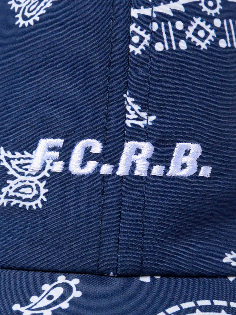 F.C. REAL BRISTOL Cappello blu in nylon con stampa bandana Navy Urbanstaroma