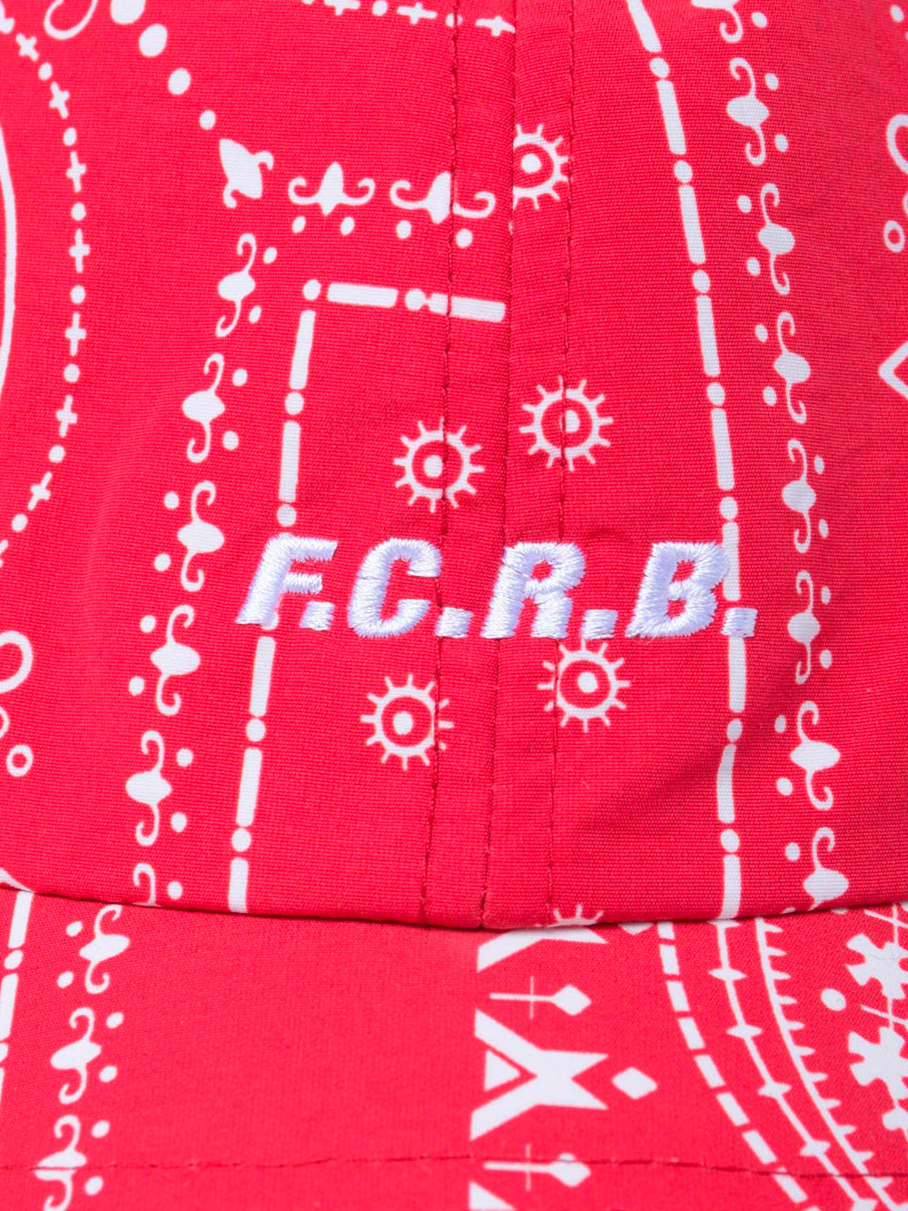 F.C. REAL BRISTOL Cappello rosso in nylon con stampa bandana Urbanstaroma