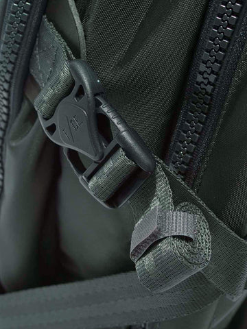 F/CE Zaino da viaggio verde in nylon cordura (33l) Verde