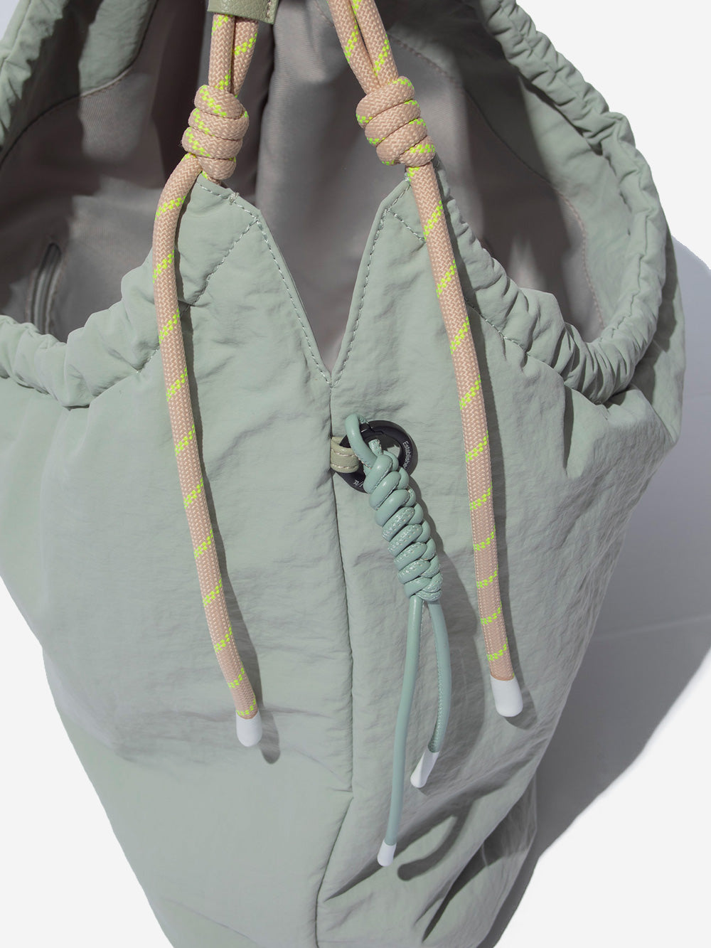 F/CE Paper Nylon Shoulder Tote verde menta (15 l) Verde menta Urbanstaroma