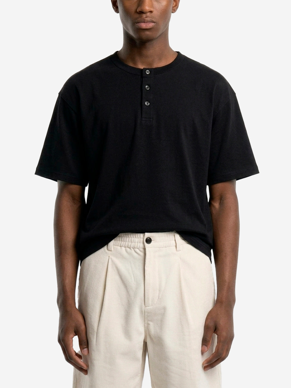 FRIZMWORKS T-shirt nera con collo Hanley Nero Urbanstaroma