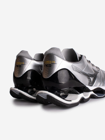 MIZUNO Wave Prophecy Morelia Neo argento argento