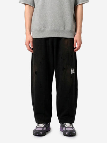 Jogger neri HD decostruiti in french terry e dettagli distressed