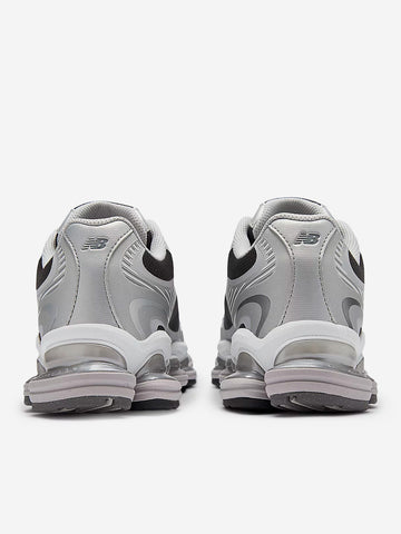 NEW BALANCE Abzorb 2000 argento con nero