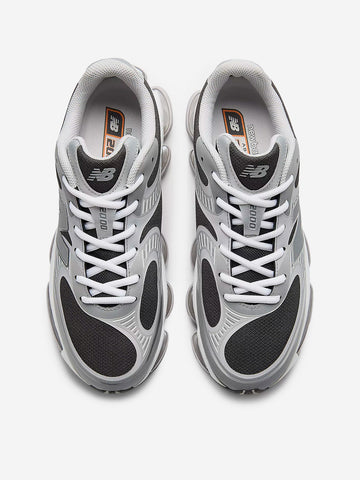 NEW BALANCE Abzorb 2000 argento con nero