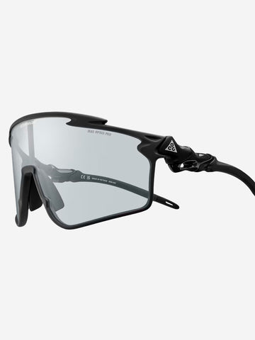 NIKE ACG ACG Occhiali da sole 'Vista Vert' antracite grigio