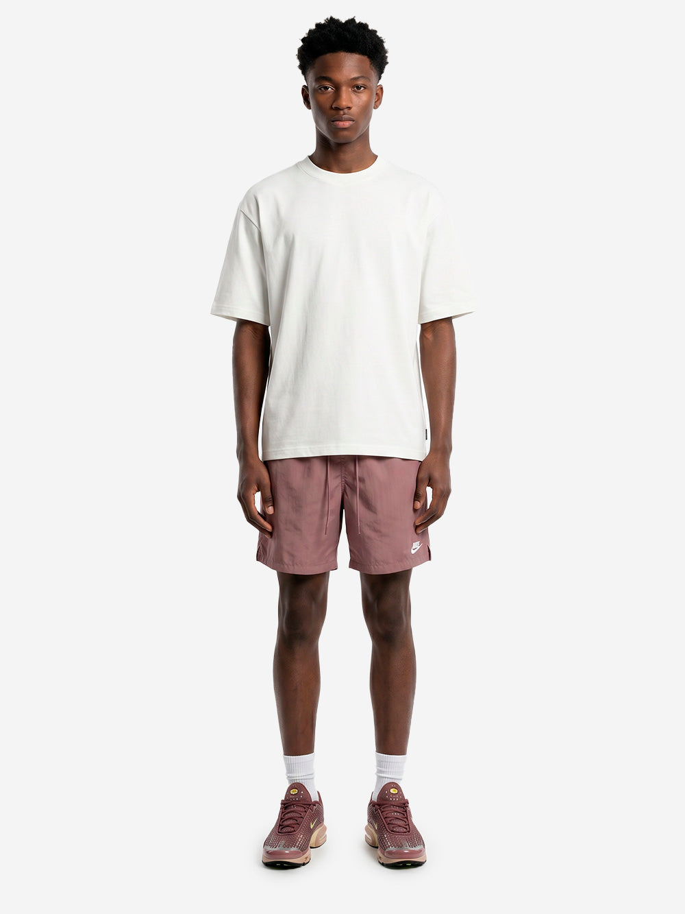 NIKE Shorts marroni Club con Swoosh Marrone Urbanstaroma