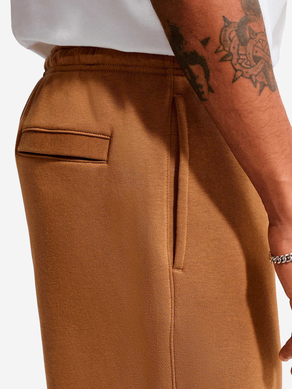 NIKE Pantaloni marroni in fleece con orlo aperto Cammello Urbanstaroma