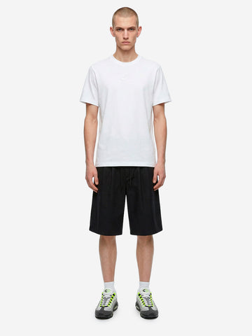 NIKE Shorts oversize neri pleated con Swoosh Nero