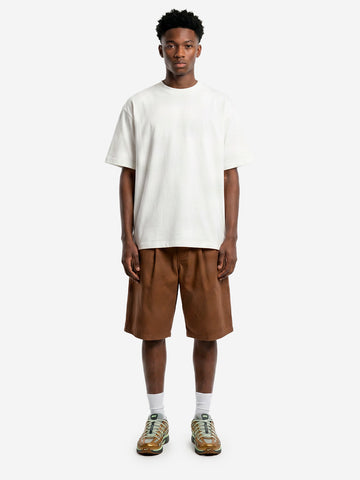 NIKE Shorts oversize marroni pleated con Swoosh Marrone