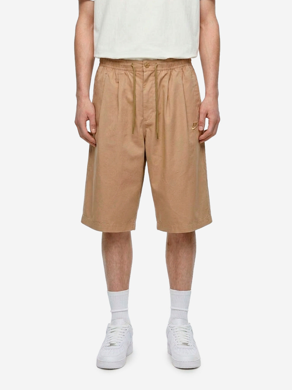 NIKE Shorts oversize beige pleated con Swoosh Beige Urbanstaroma
