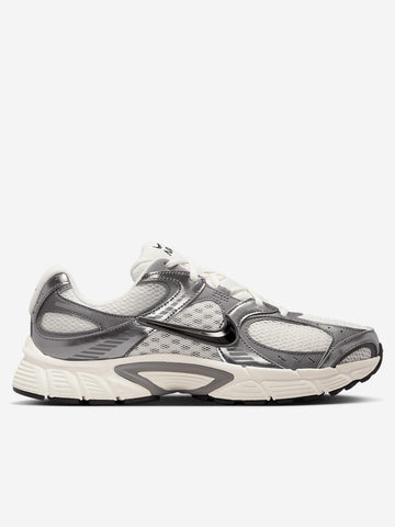NIKE V5 RNR bianche e grigie Grigio