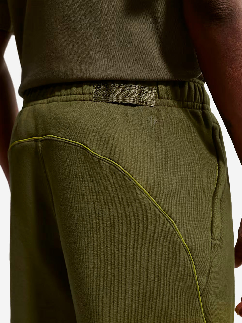 NIKE Pantaloni fleece verdi CS Nocta x Drake con elastico alla caviglia Verde Urbanstaroma