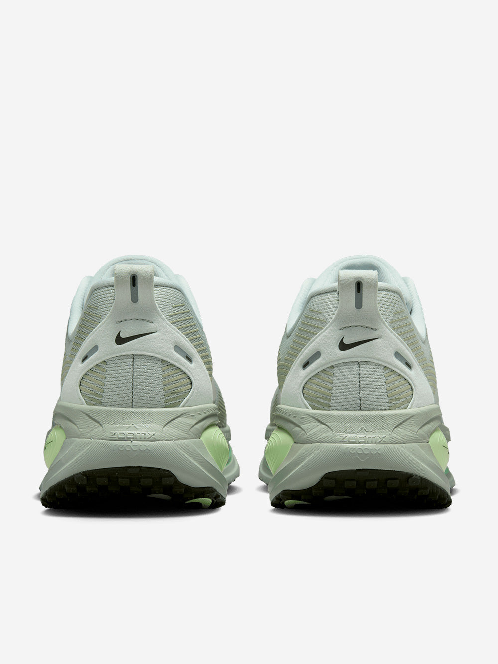 NIKE Vomero 18 'Light Silver Barely Volt' running verde Urbanstaroma