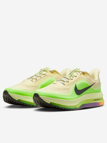 NIKE Pegasus Premium 'Alabaster' running Giallo