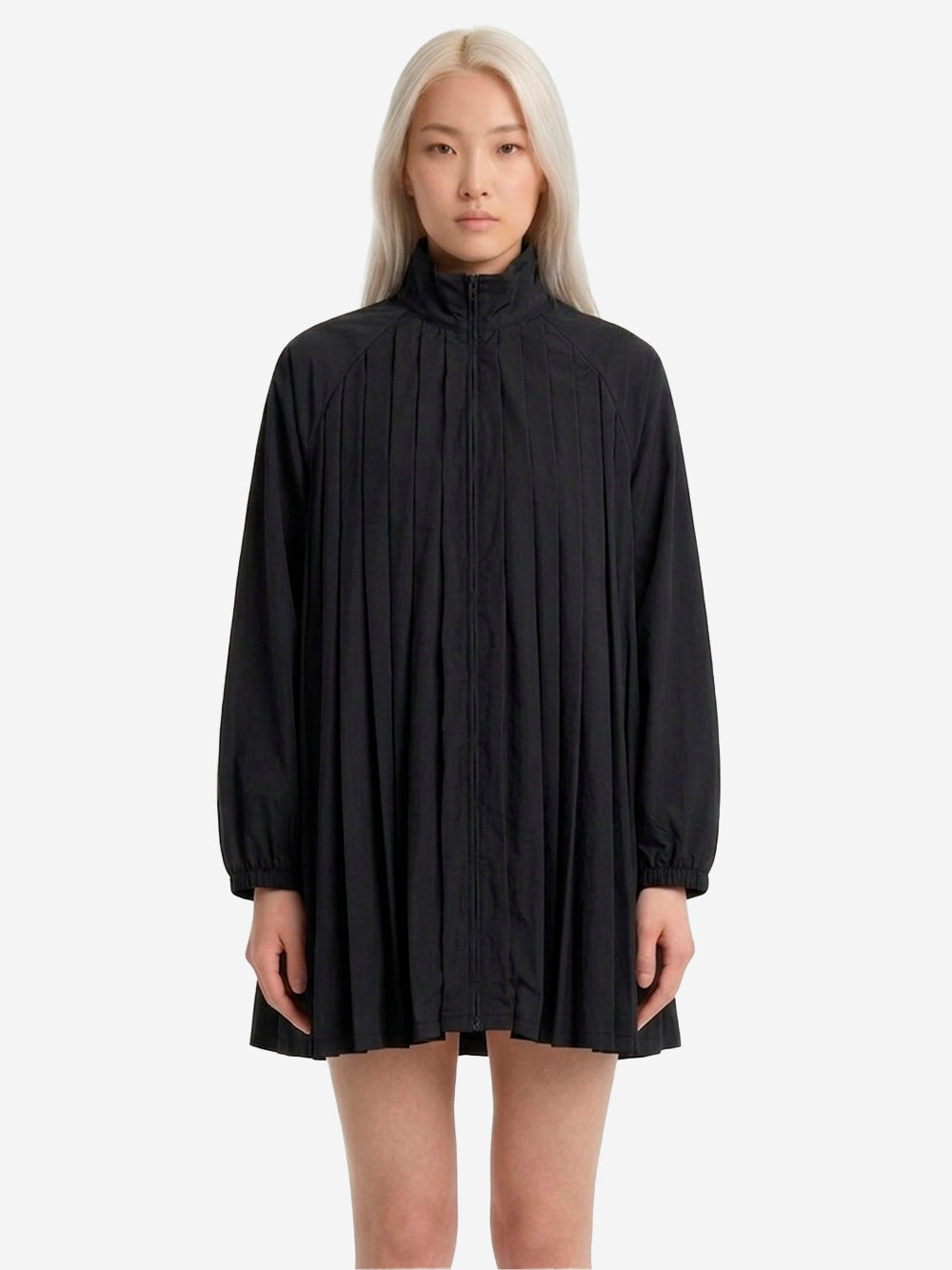 NIKE Black long sleeve oversized mini dress with pleats IF0558