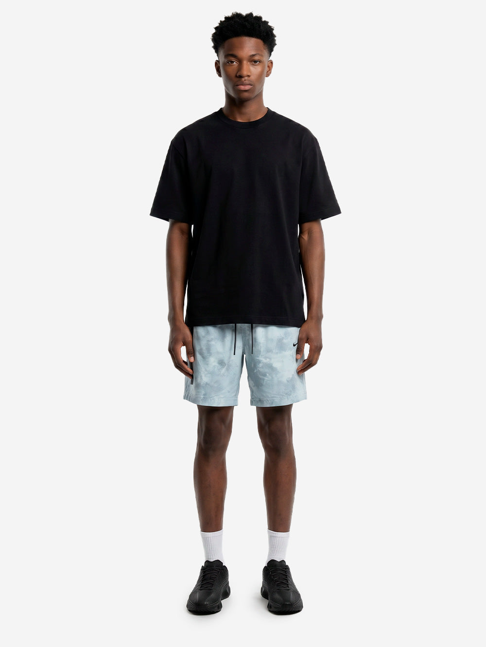 NIKE Shorts in nylon platino e tessuto Dri-FIT Grigio Urbanstaroma