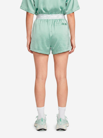 NIKE Shorts ampi a vita media in raso verde chiaro Salvia
